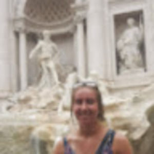 Meet your Posher, Samantha roushia